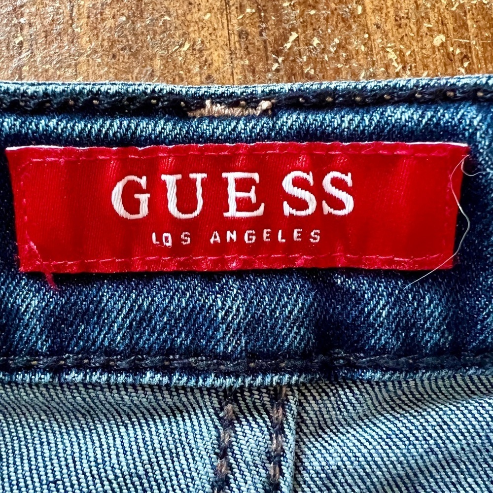 Guess NWT Simmone Super High Rise Skinny Jean - Size 28 - Picture 14 of 16